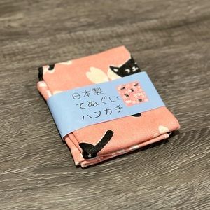 Kitten Cat Loves Sakura Face Towel ❘ Bath Towel ❘ Hand Towel (Pink)